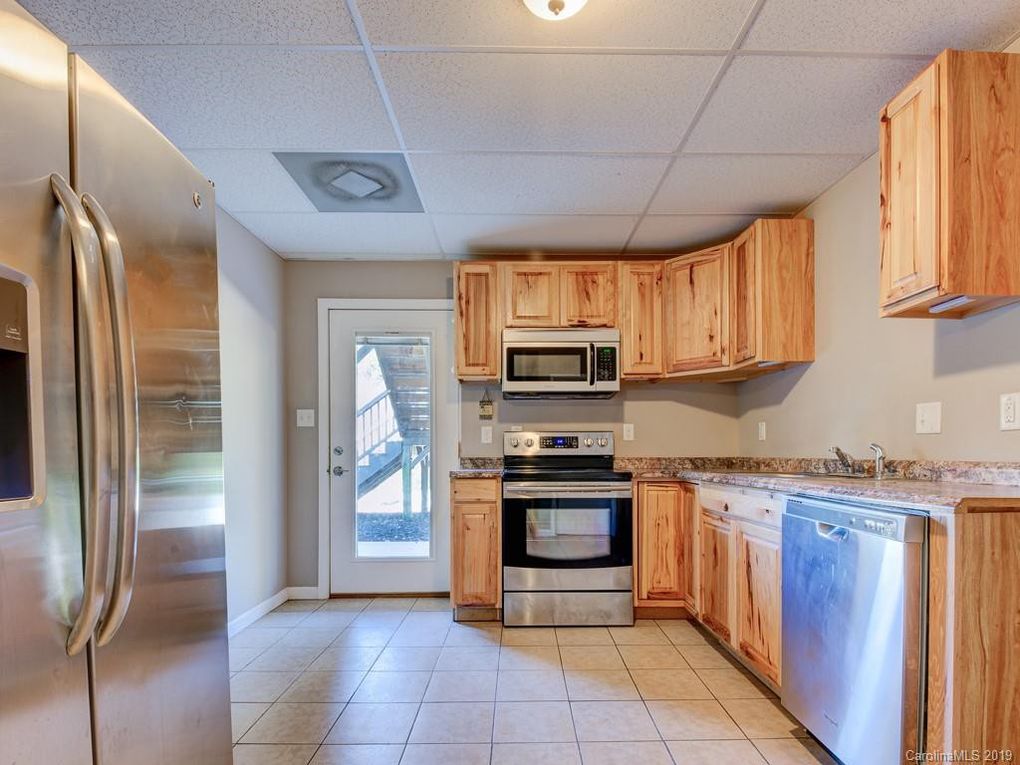 Footprints Recovery Residence, LLC - Photo 3