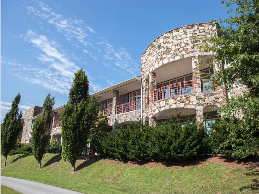 Pavillon Addiction Treatment Center - Photo 4