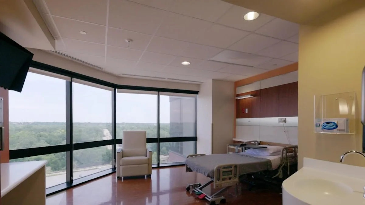 Advanced Dallas Hospital & Clinics