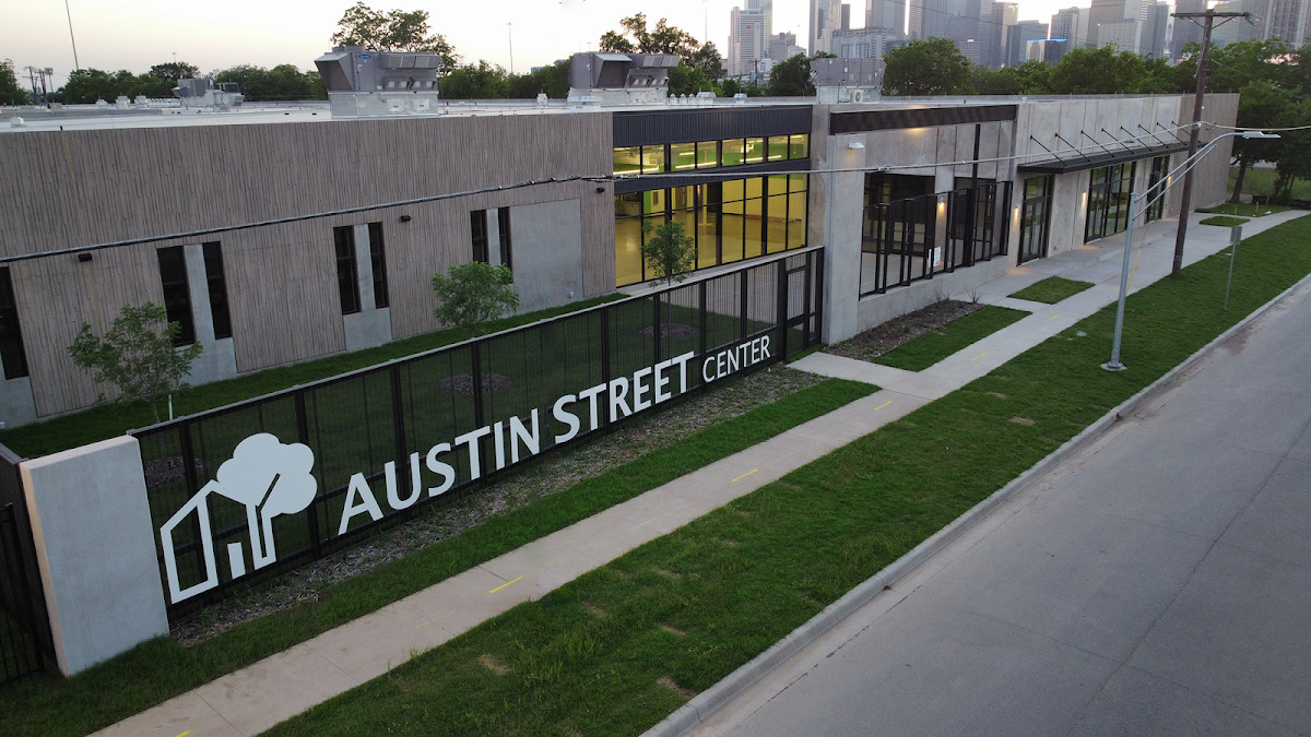 Austin Street Center - Photo 1