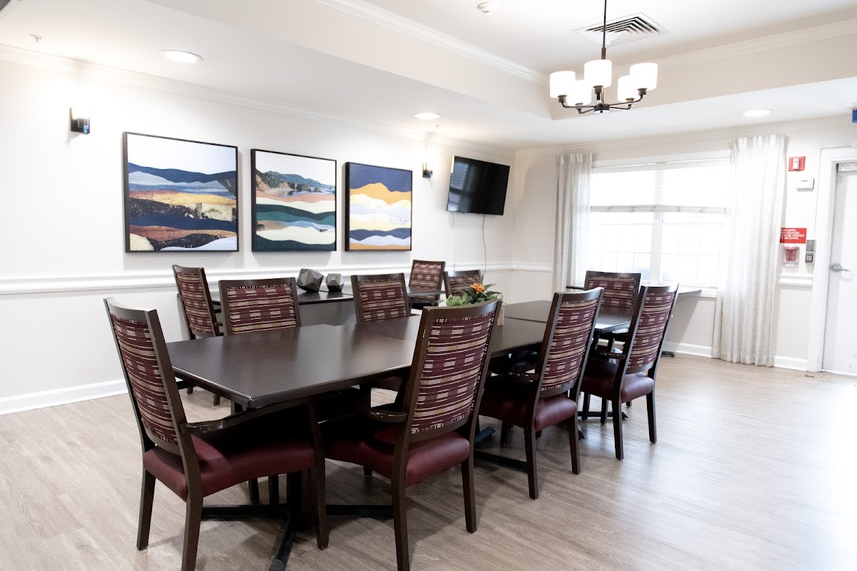 Avenues Recovery Center at Denver - Photo 4