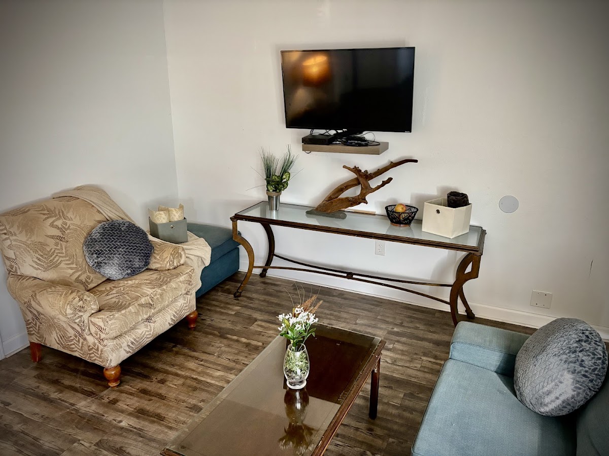 Changing Tides Addiction Treatment Center - Photo 4
