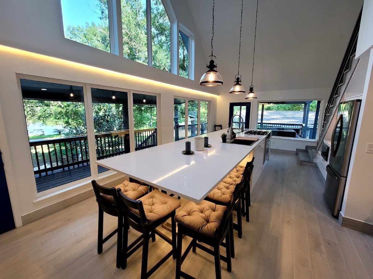 Azul House Sober Living - Photo 4