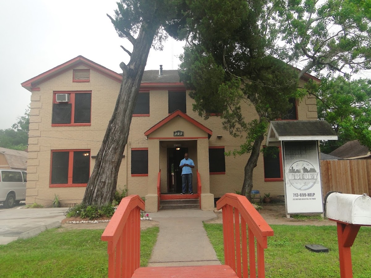 Victory Family Center - Photo 4