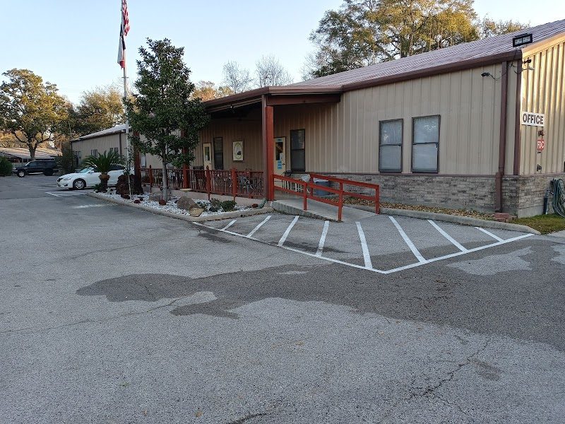 lcrc - Photo 2