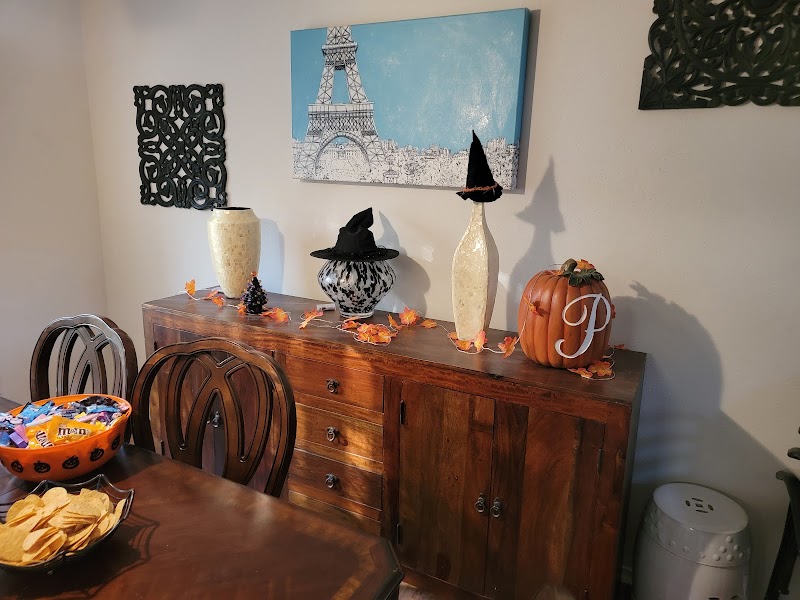 Valescere Sober Living for Women - Photo 3