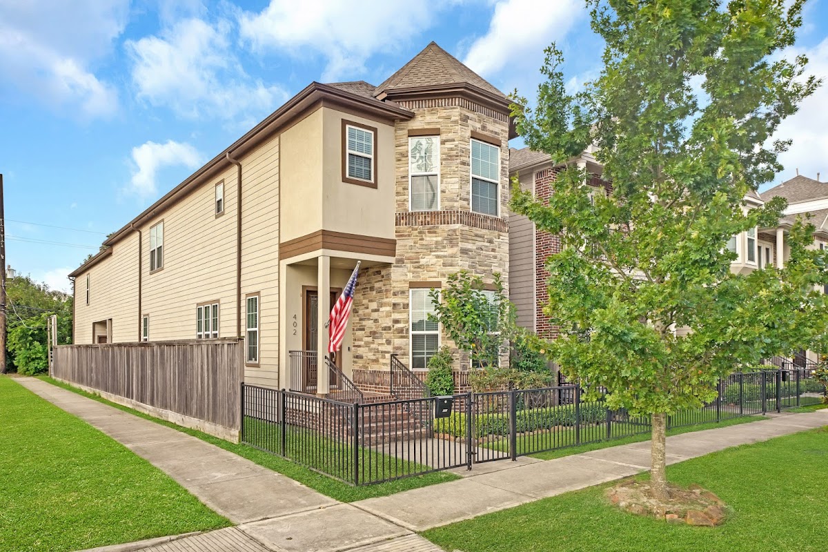 Bodine Recovery - Luxury Sober Living Houston/Heights - Photo 4