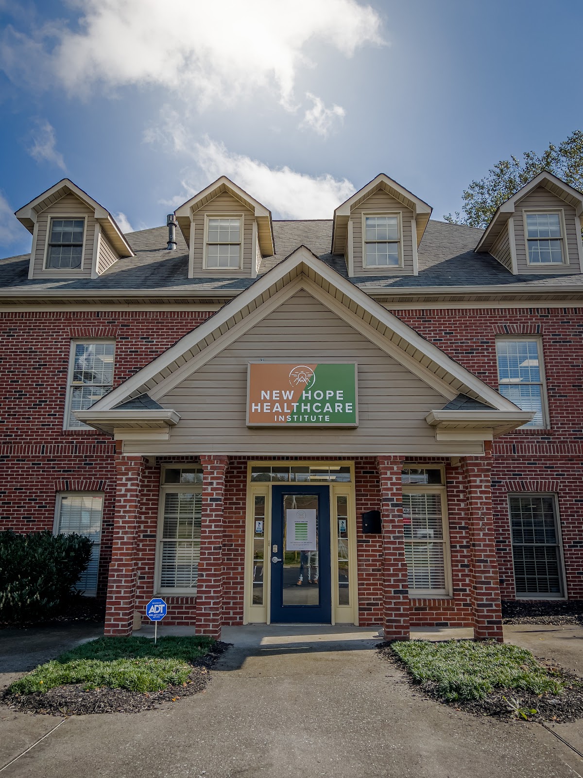 New Hope Healthcare Institute Addiction Treatment Knoxville - Photo 2