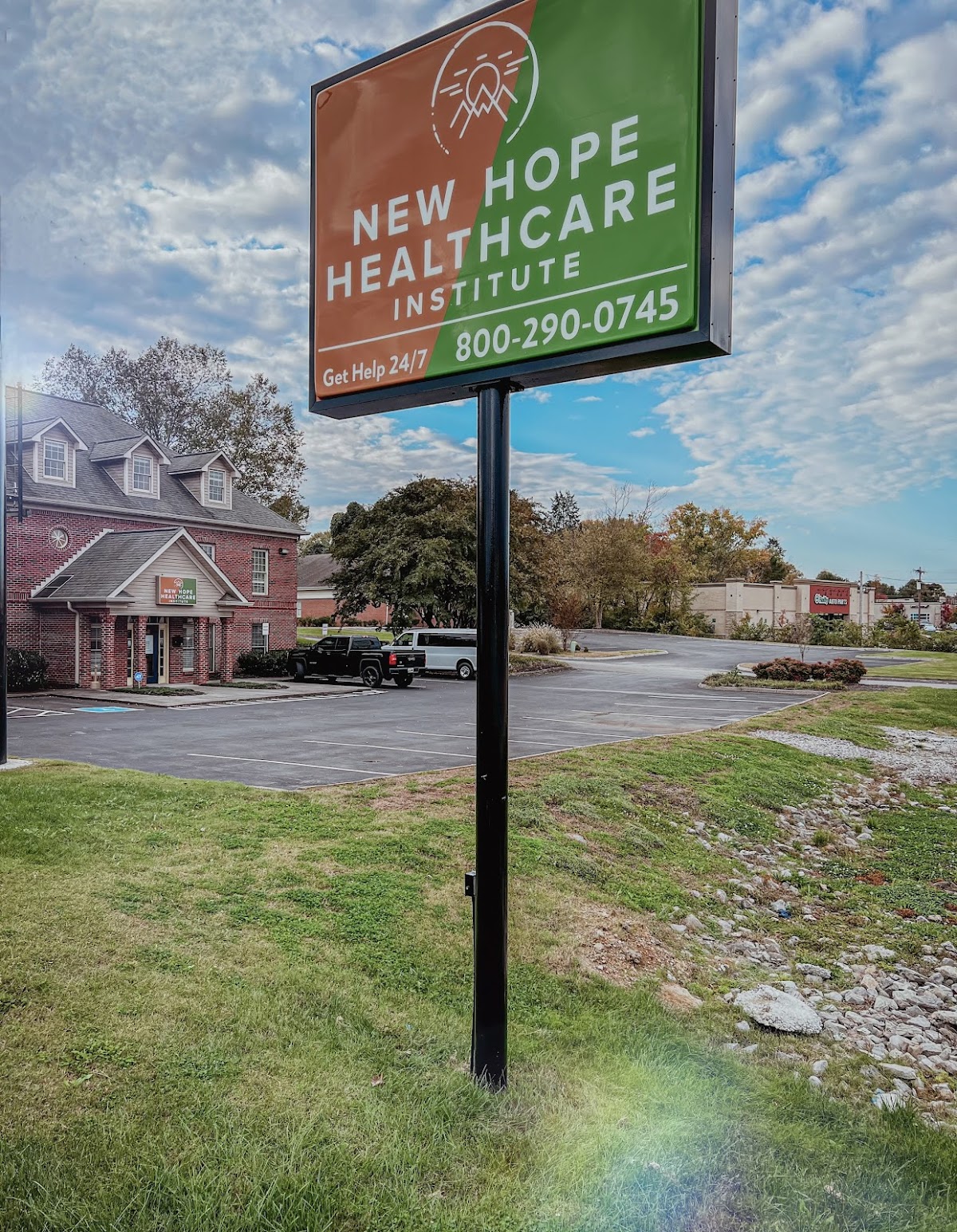 New Hope Healthcare Institute Addiction Treatment Knoxville - Photo 4