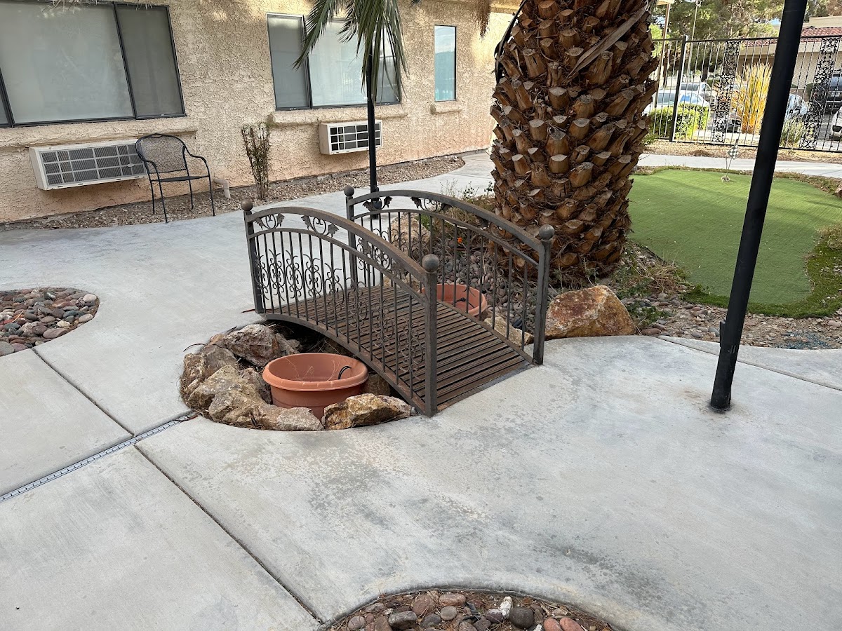 Mission Pines Nursing & Rehabilitation Center - Photo 5