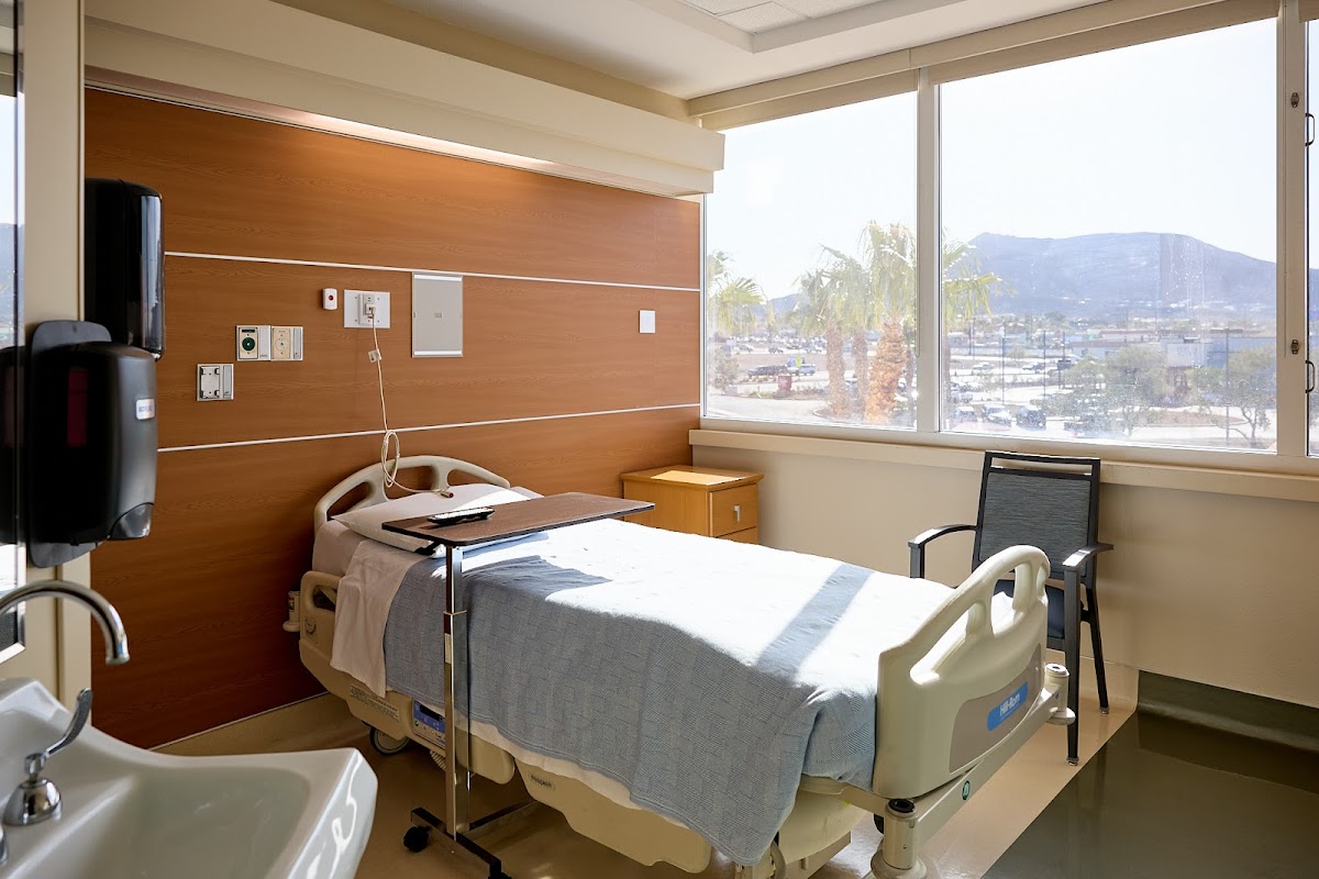 Las Vegas Recovery Hospital - Photo 1