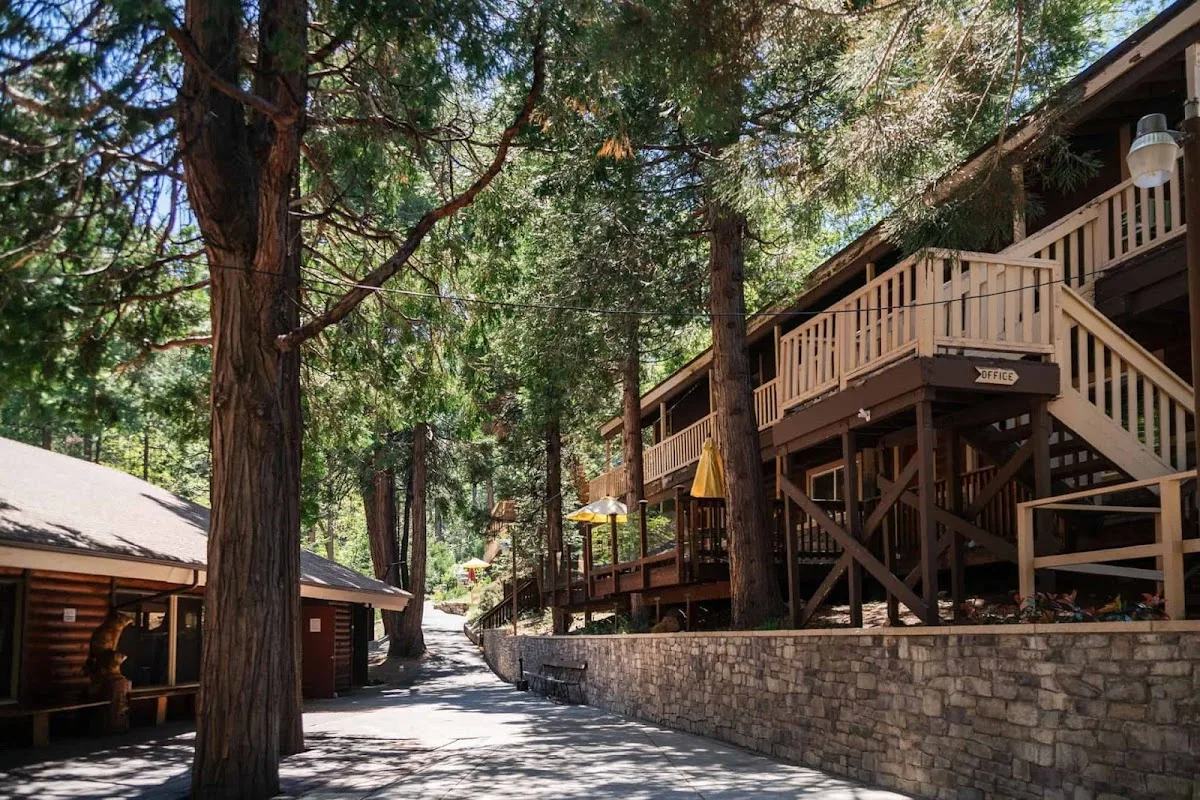 Serenity Lodge