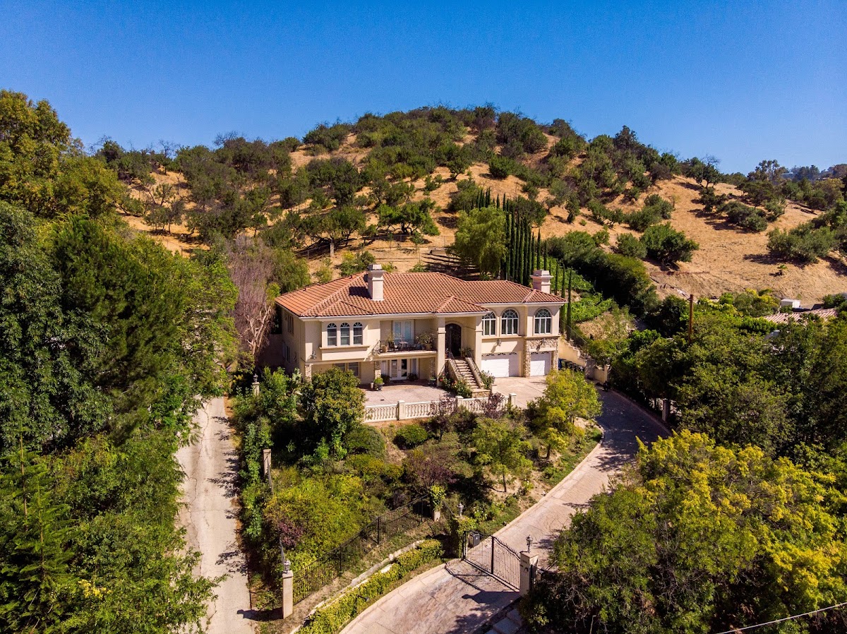 Crosspointe Addiction Recovery Rehab & IOP in Los Angeles - Photo 1