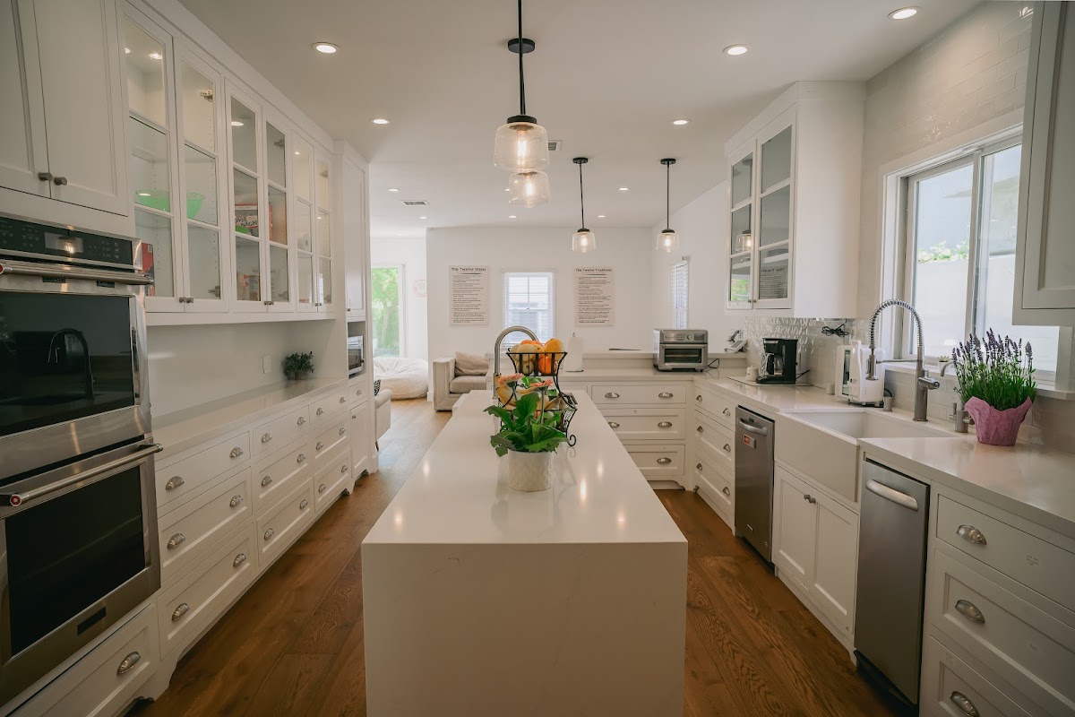 Westwind Recovery Sober Living - Photo 4