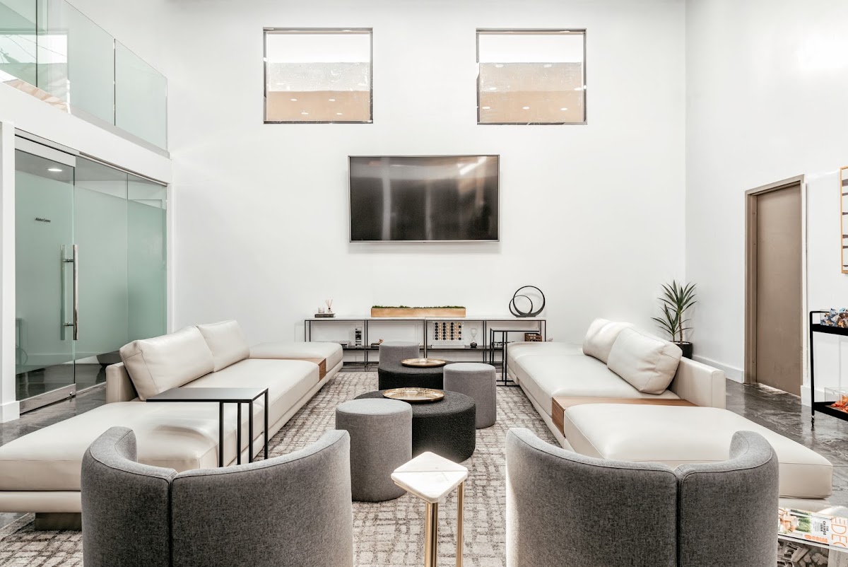 Silicon Beach Treatment Center - Photo 4