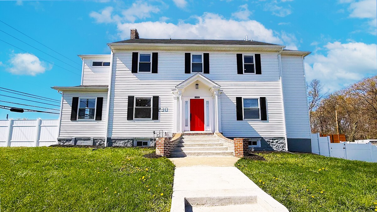 Female Sober Living- Bay Homes - Photo 1