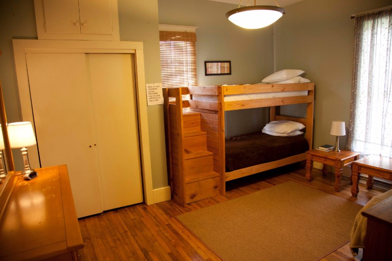 Freeman Recovery Center - Photo 3