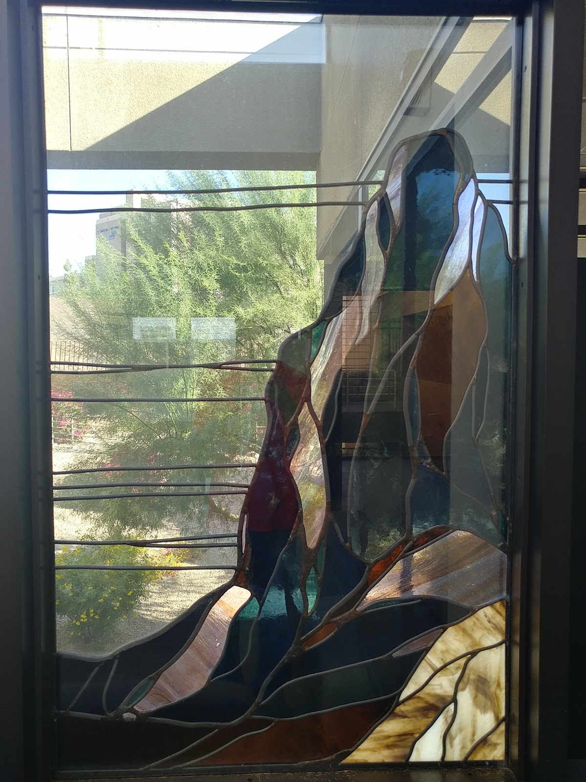 College Medical Center-Phoenix Behavioral Health Center - Photo 3